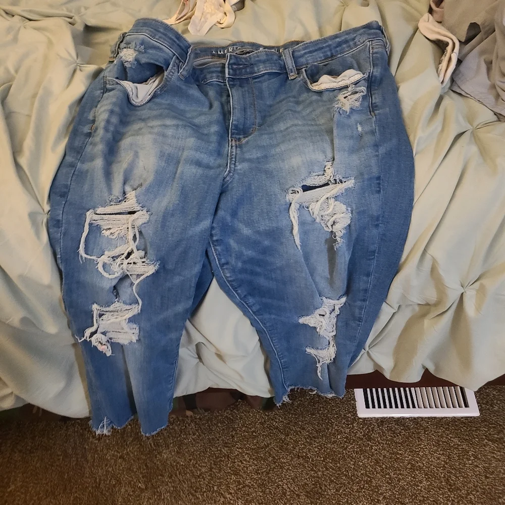 Jeans - Picture 3 of 4